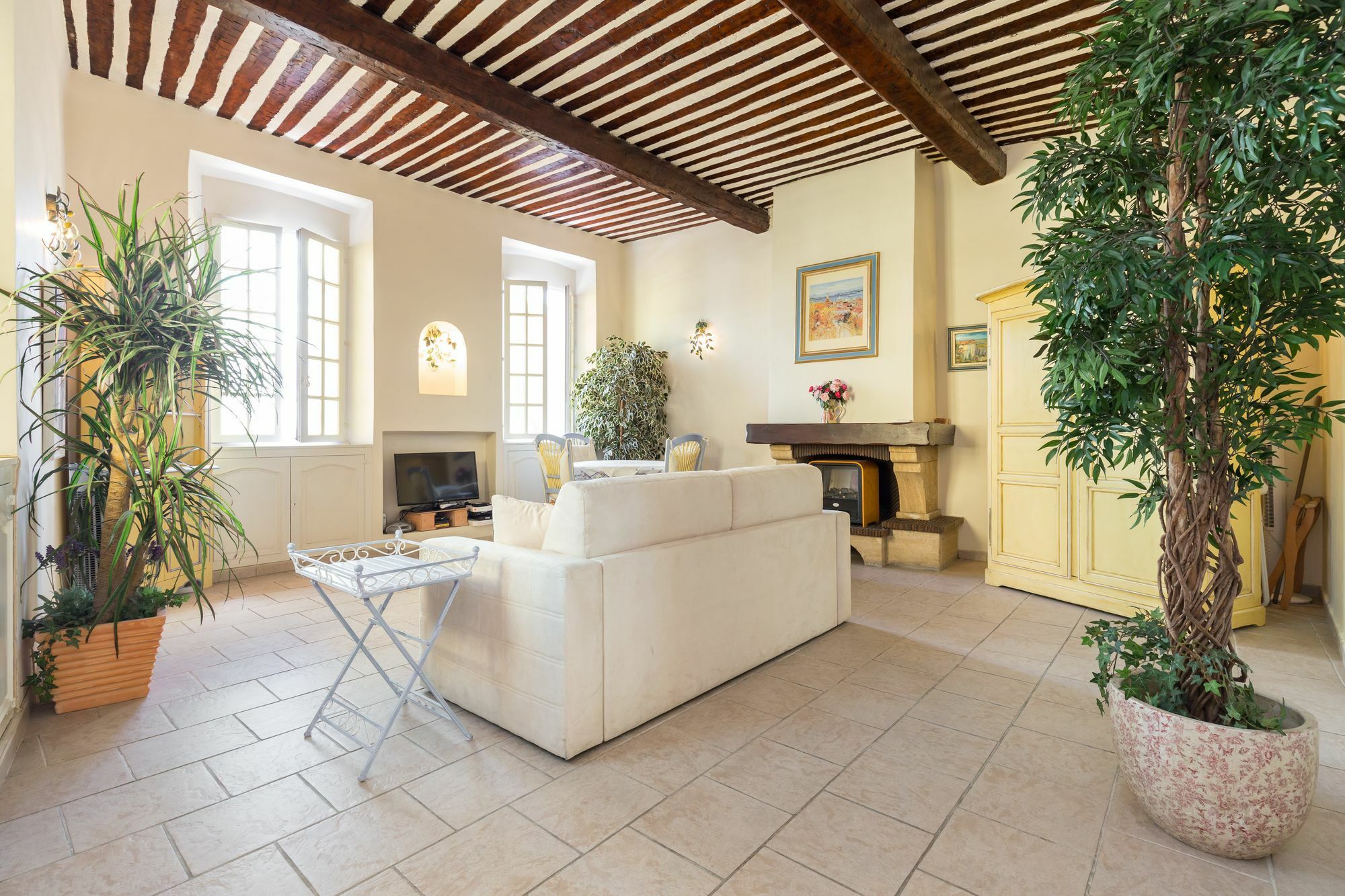 Charming Port View Studio: Steps from Palais, Cannes Exterior photo